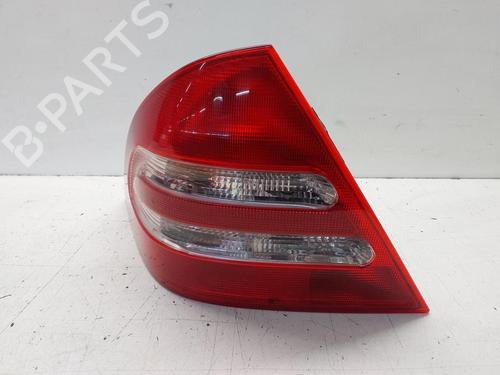 Fanale posteriore sinistro Fanale posteriore sinistro MERCEDES-BENZ C-CLASS (W203) C 180 Kompressor (203.046) (143 hp) 35944427 35944427