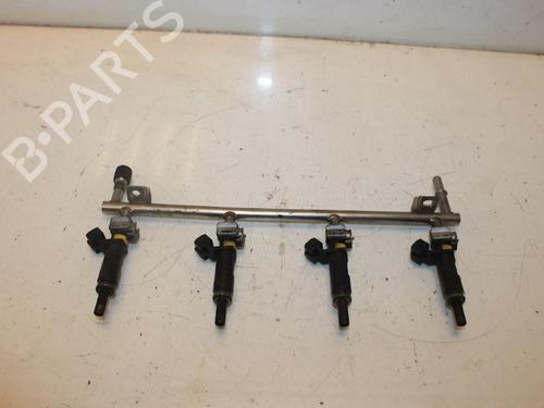 Used Injection rail Injection rail 15316533 15316533