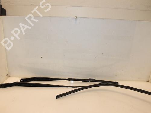 Used Front windshield wiper arm VW GOLF SPORTSVAN VII (AM1, AN1) 2.0 TDI (150 hp) 15318862