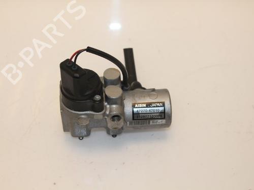 Used Servo brake TOYOTA PRIUS Liftback (_W2_) 1.5 Hybrid (NHW20_, NHW20R) (112 hp) 15319765