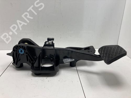 Used Break pedal Break pedal 37211097 37211097