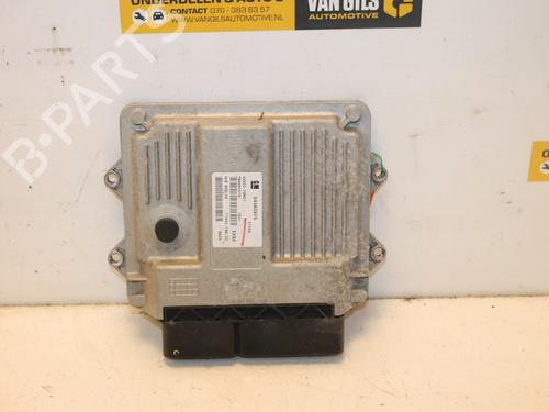 engine-control-unit-ecu-suzuki-swift-iii-mz-ez-13-ddis-rs413d-55563975-2005-15312895 main image