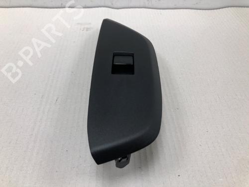 Interruttore Interruttore TOYOTA YARIS (_P21_, _PA1_, _PH1_) 1.5 Hybrid (MXPH10, MXPH11) (116 hp) 37211913 37211913