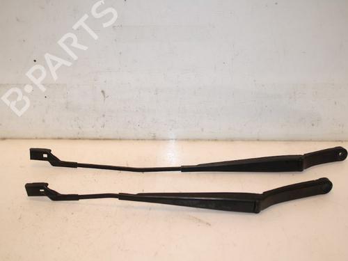 Front windshield wiper arm VW PASSAT B6 (3C2) 3.2 FSI 4motion | BP15335798C143 