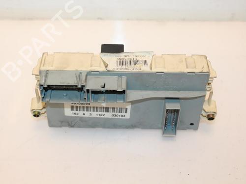 Used Fuse box Fuse box 15321111 15321111