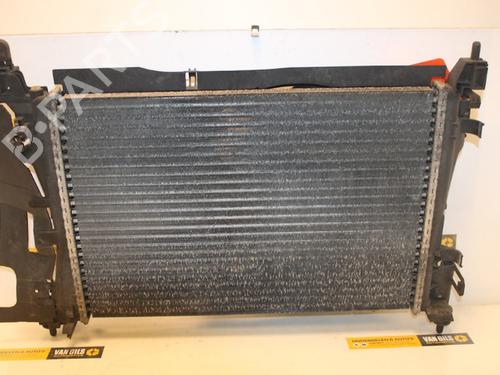 Køler Køler FIAT GRANDE PUNTO (199_) 1.4 16V (199BXG1B, 199AXG1B) (95 hp) 37214812 37214812