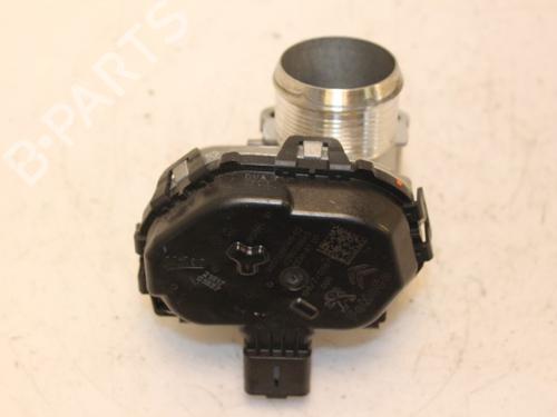 Used Throttle body Throttle body 15329910 15329910