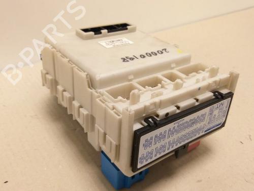 Used Fuse box TOYOTA AVENSIS Saloon (_T27_) 2.0 VVT-i (ZRT272_, ZRT272R) (152 hp) 15339499