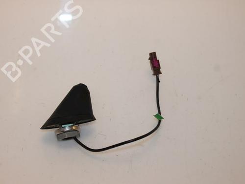 Used Antenna/Base AUDI A1 (8X1, 8XK) 1.4 TFSI (185 hp) 15317992