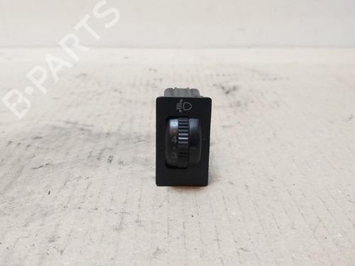Used Headlight switch Headlight switch 16399168 16399168