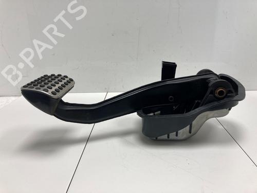 Used Break pedal Break pedal 37208990 37208990