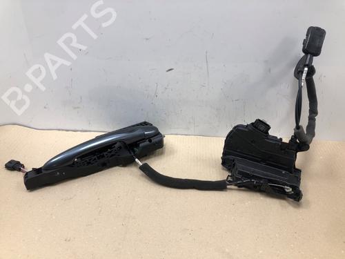 front-right-lock-renault-clio-iv-grandtour-kh_-2012-2013-2014-2015-2016-2017-2018-2019-2020-2021-37208183 main image