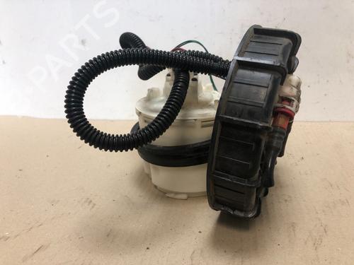 Fuel pump FORD FOCUS I Turnier (DNW) 1.4 16V | BP15535056M76 