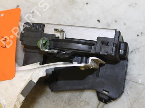 Used Front left lock Front left lock 15302389 15302389