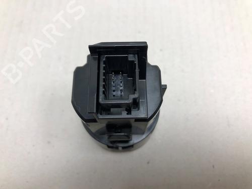 Switch TOYOTA YARIS (_P21_, _PA1_, _PH1_) 1.5 Hybrid (MXPH10, MXPH11) | BP37211990I30 - Image 4