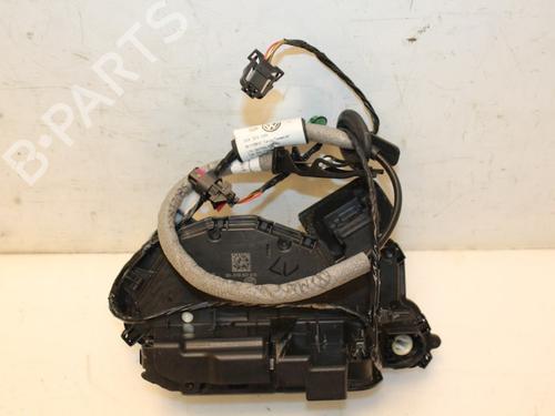 Venstre foran lås VW POLO VI (AW1, BZ1, AE1) 1.6 TDI (95 hp) 15333891