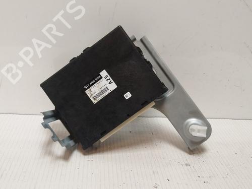 Used Engine control unit (ECU) Engine control unit (ECU) 15531668 15531668