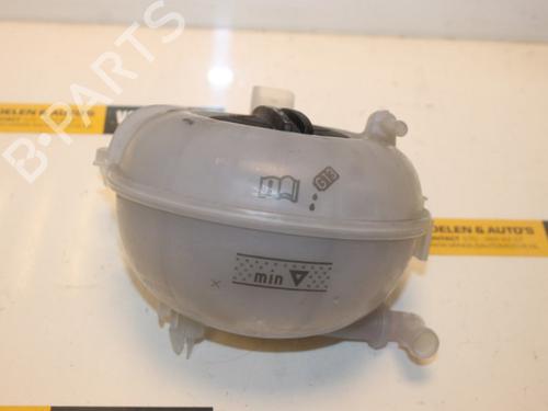 Used Expansion tank Expansion tank 17043630 17043630
