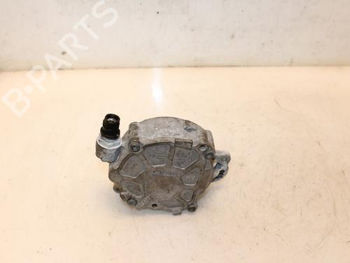Used Vacuum pump Vacuum pump 15331456 15331456