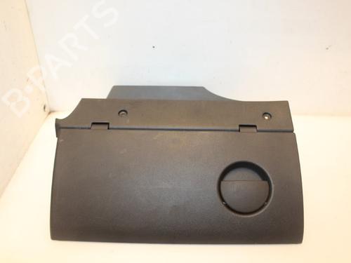 Used Glove box Glove box 15319980 15319980