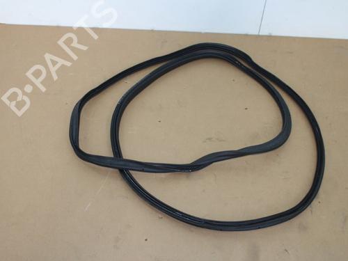 Used Rubber door seal VW ARTEON (3H7, 3H8) 1.5 TSi (150 hp) 15327632