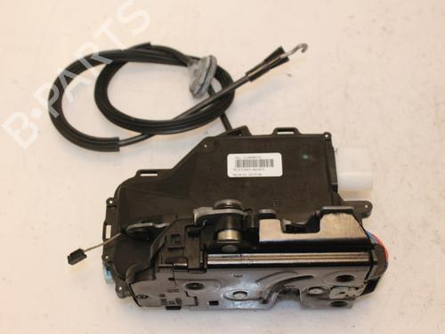 Used Rear right lock VW TOURAN (1T3) 2.0 TDI (140 hp) 15330021