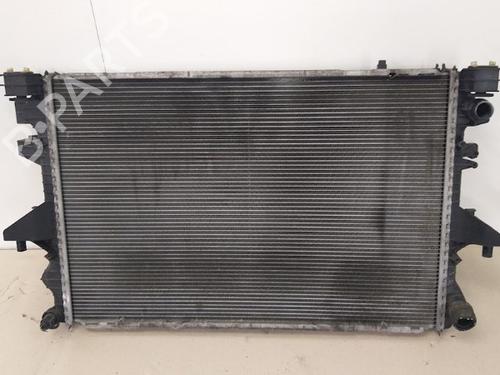 Used Water radiator Water radiator 15339522 15339522