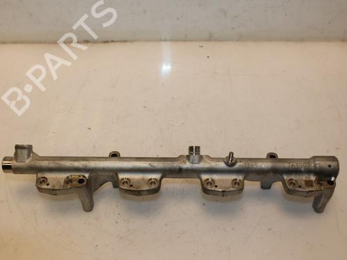 Used Injection rail BMW 3 Touring (F31) 330 i (252 hp) 15326672