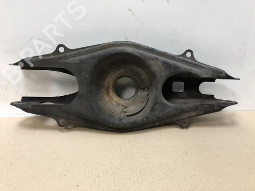Right rear suspension arm MERCEDES-BENZ C-CLASS (W204) C 180 CGI (204.031) A2043520402