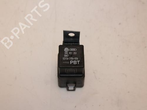Used Electronic sensor VW ARTEON (3H7, 3H8) 1.5 TSi (150 hp) 15327635