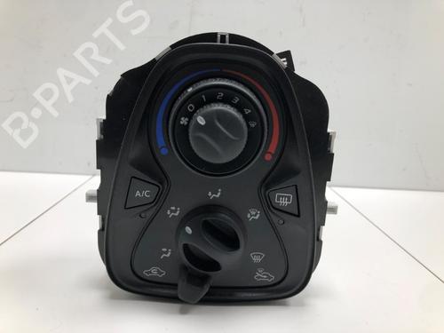 climate-control-peugeot-108-2014-24368104 main image