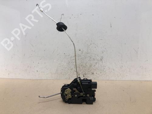 Used Front left lock AUDI A4 B6 Avant (8E5) 2.0 (130 hp) 15533462