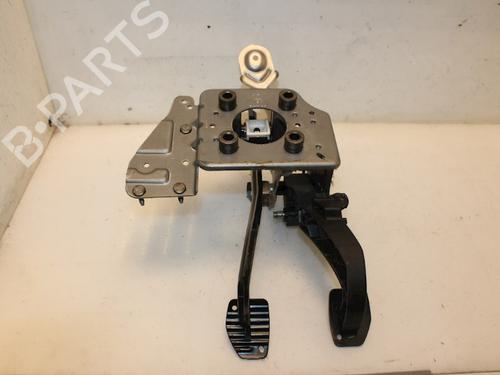 Pedal PEUGEOT 308 I (4A_, 4C_) 1.6 16V | BP15326046I4 