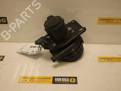Used Secondary air pump Secondary air pump 15313631 15313631