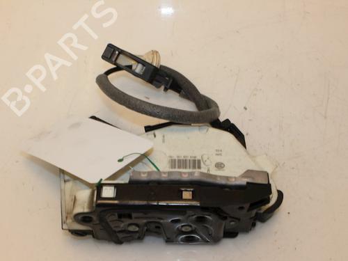 Used Front right lock VW GOLF VII (5G1, BQ1, BE1, BE2) 1.4 TSI (150 hp) 15323740