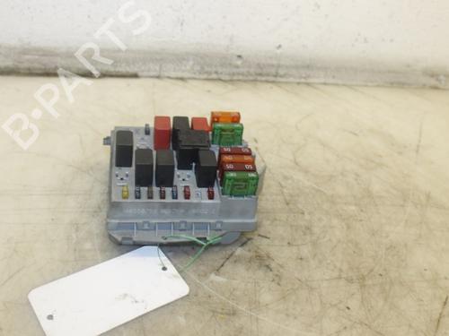 Used Fuse box Fuse box 15301578 15301578
