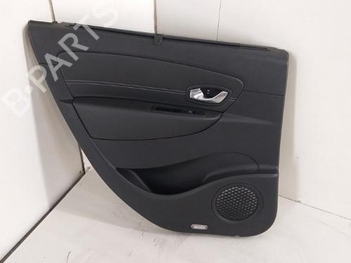 Venstre bakpanel Venstre bakpanel RENAULT GRAND SCÉNIC III (JZ0/1_) 1.5 dCi (JZ09, JZ0D, JZ10, JZ14, JZ1G, JZ29, JZ2C) (110 hp) 37213537 37213537