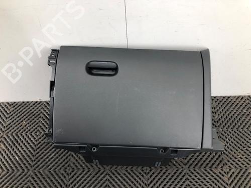 Used Glove box Glove box 37210260 37210260