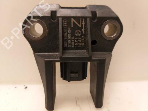 Used Electronic module LEXUS IS II (_E2_) 250 (GSE20) (208 hp) 15338453