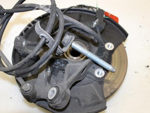 Used Left rear steering knuckle MERCEDES-BENZ E-CLASS (W211) E 270 CDI (211.016) (177 hp) 15301789