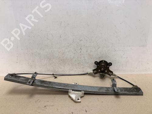 Used Front right window mechanism HYUNDAI H-1 / STAREX Bus (A1) 2.5 TD (80 hp) 15334392