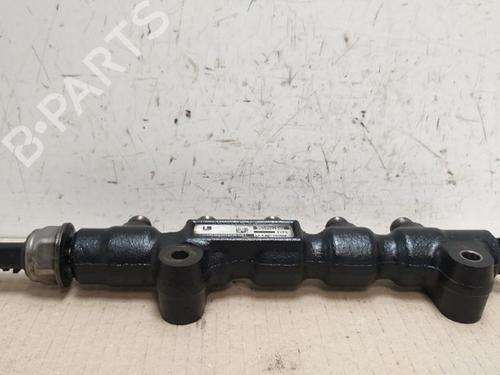 Used Injection rail Injection rail 15533212 15533212