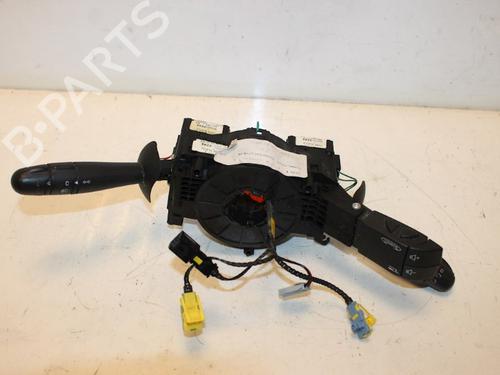 Used Steering column stalk RENAULT LAGUNA II Grandtour (KG0/1_) 2.0 16V (KG00, KG0K, KG0W, KG0P) (135 hp) 15315520
