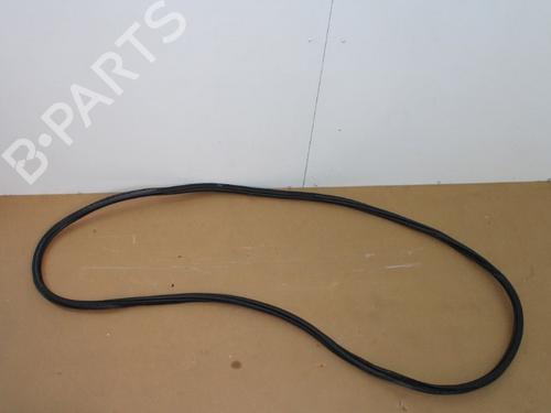 Used Rubber door seal VW TOURAN (5T1) 1.5 TSI (150 hp) 15330860