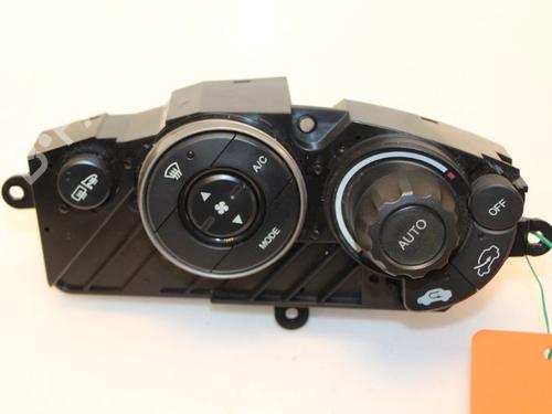 Used Climate control HONDA CIVIC VIII Hatchback (FN, FK) 1.8 (FN1, FK2) (140 hp) 15321295