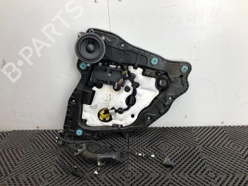 Used Rear right panel Rear right panel 37205505 37205505