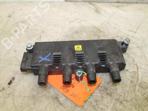 Used Ignition coil FIAT 500 (312_) 1.2 (312AXA1A) (69 hp) 15303217