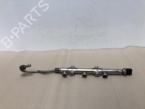 Used Injection rail Injection rail 37213733 37213733