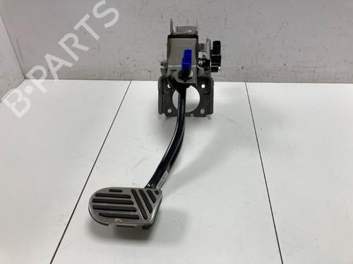 Used Break pedal Break pedal 37210310 37210310