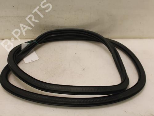 Used Rubber door seal SEAT IBIZA V (KJ1, KJG) 1.6 TDI (95 hp) 15335504